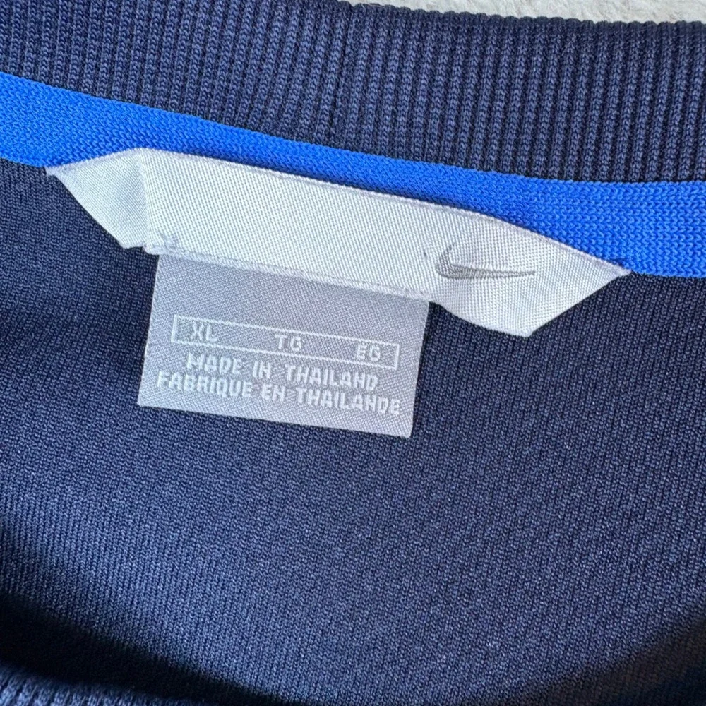 Nike Shirt Mens XL Long Sleeve Chest Stripe Athletic Navy Blue Stretch‎